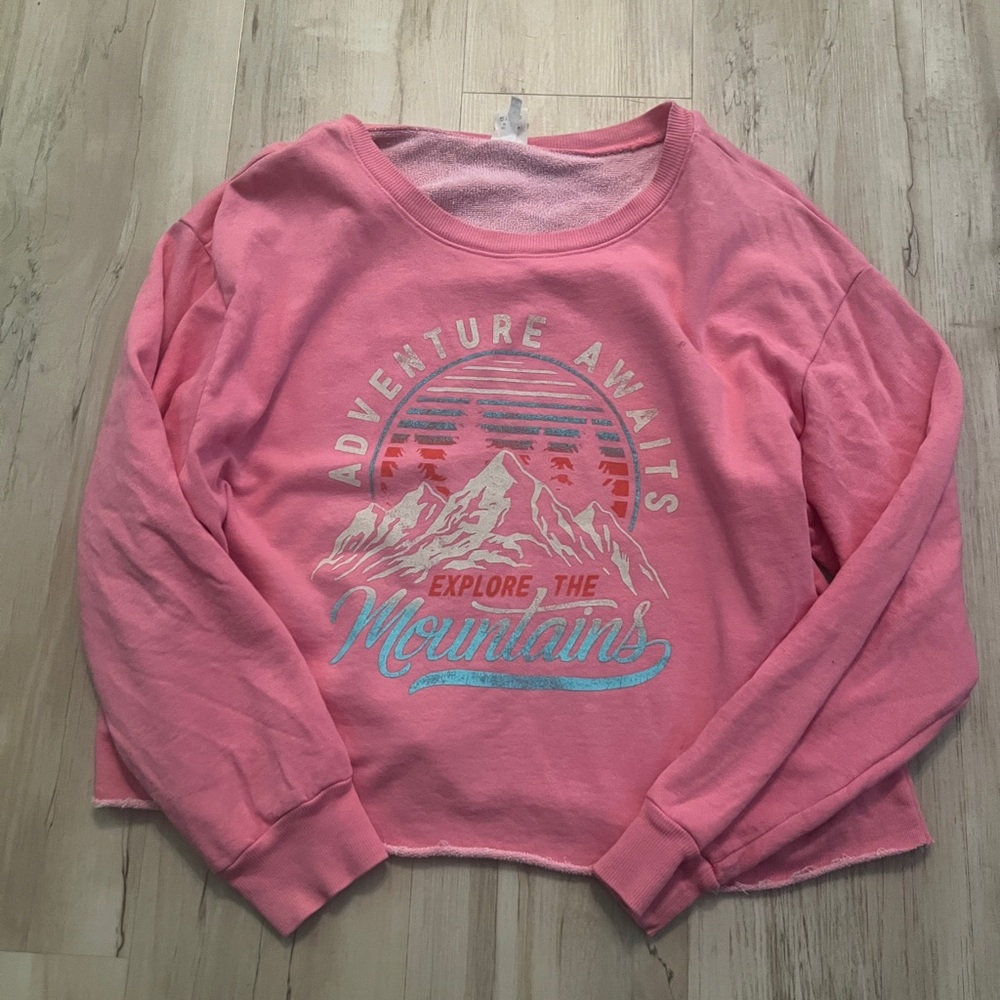 Size L, crop sweatshirt, great condition, pink